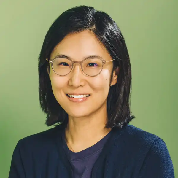 Photo of Dr. Lee.